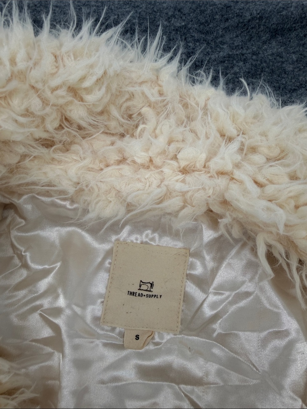 Thread & Supply Plush Teddy Jacket in Cream lined coat jacket Small - Picture 4 of 9